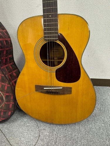 Chitarra acustica vintage