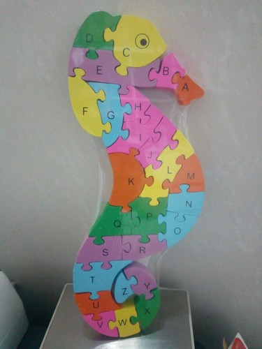 Puzzle legno colorato con - legno,
