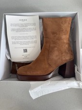 Stivaletti scamosciati Jonak