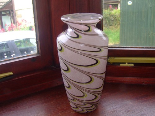 Attraente vaso vetro - un,