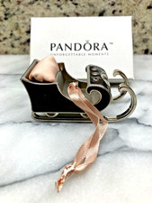 Charm slitta Pandora 2010