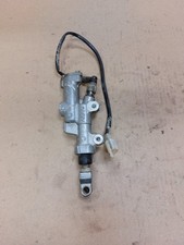 maître cylindre frein