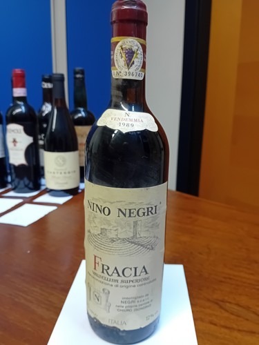 Antica bottiglia vino rosso - bottiglia,