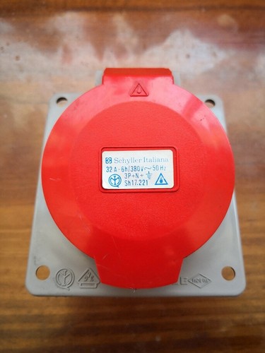 Presa cee quadro 32a 380v - 380v, +