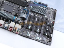 ONE GIGABYTE GA-990FXA-UD5