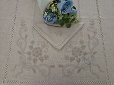 Tovaglia ricamata a mano in canapa di lino 12 posti Tablecloth handmade