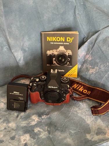Nikon 2 megapixel - d, df