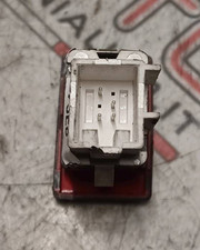 Interruttore luci emergenza  VOLKSWAGEN GOLF (5K/AJ) 1.4 TSI (118Kw) Ber.