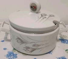 Zuppiera in porcellana