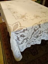 Tovaglia in lino ricamo a mano