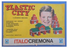 GRATIS immagini (prima parte) catalogo Plastic City Italocremona vintage