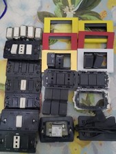 MATERIALE ELETTRICO VARIO PER TV E MODULI PLACCHE B TICINO USATO FUNZIONANTE