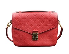 Louis Vuitton Pochette Metis