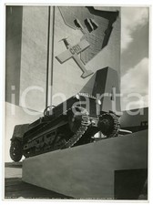 1936 MILANO Fiera Campionaria - Trattore cingolato FIAT in esposizione - Foto