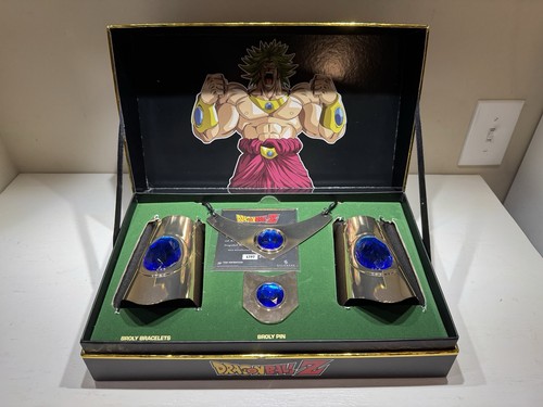 Broly dragon ball super - ball,
