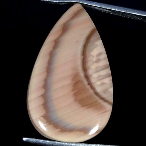 Pietra preziosa cabochon