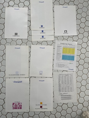 Lotto cataloghi e schede - 11,
