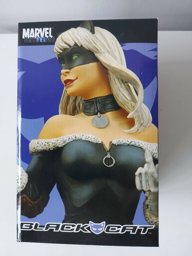 Marvel black cat bust - black,