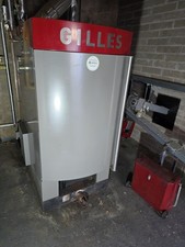 Caldaia a biomassa a pellet di legno Gilles HPK RA 75. Pergamene 75Kw Con Alimentatore