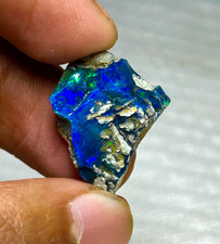 Opale nero grezzo di alta