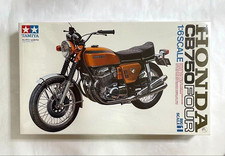 Tamiya 1/6 Honda Dream CB750 kit quattro modellini in plastica scala grande Giappone vintage