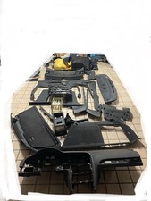 Plastche Interne E Moquette