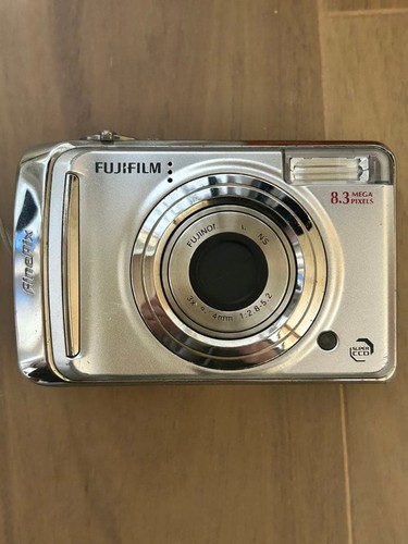 Fotocamera digitale compatta