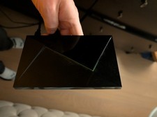 NVIDIA Shield TV Pro 16 GB modello P2897 4K HDR Android TV