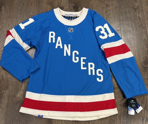 Nwt size premium nhl - size,