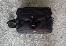 Borsa a tracolla Lowepro Nova