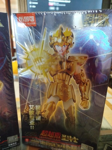 Action figure saint - action,