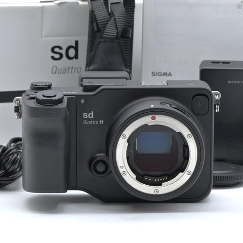 Fotocamera digitale mirrorless