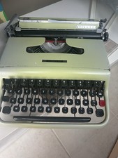 Macchina da scrivere Olivetti