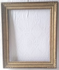 Antica cornice in legno- anni 30/40 ( marconi) intagliata- laccata -