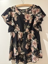 Top nero floreale in shein