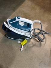 Rowenta Compact Steam Station