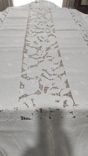 Tovaglia lino ricamata a - lino,