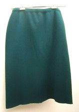 Gonna in lana spessa, linea classica adatta anche a taglie forti. Devernois.