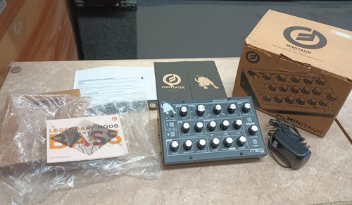 Moog minitaur sintetizzatore - moog,