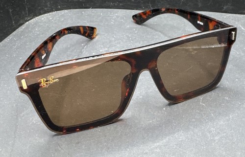 Rare ray ban - sunglasses, square