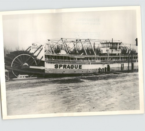 Classic steam riverboat - classic,