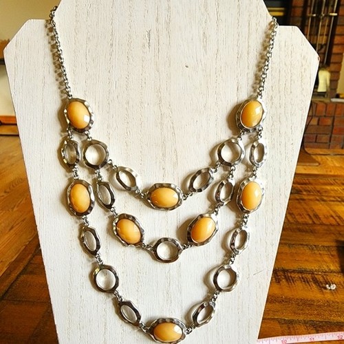 Collana bavaglino oro giallo