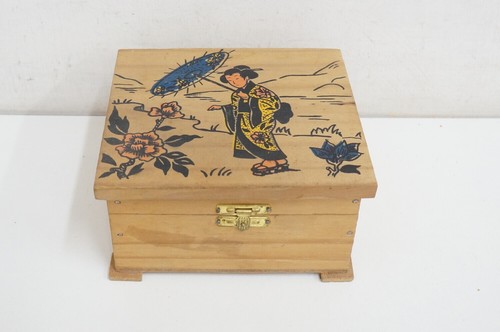 Scatola legno con - di,