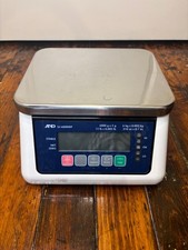 A+D SJ-6000WP Bilancia di pesatura a controllo compatta, 13 libbre x 0,0005 libbre