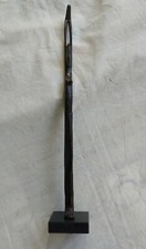 Scultura in metallo. Allungata