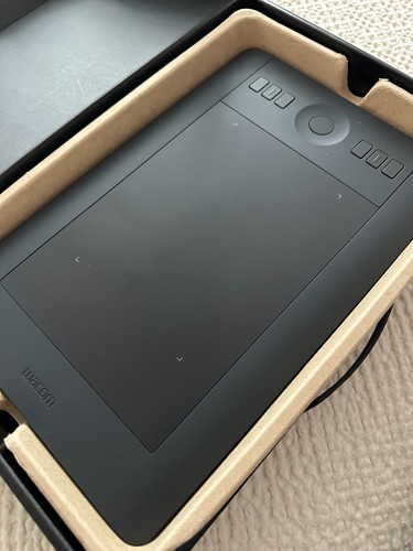 Wacom intuos pro - pro, pth-451