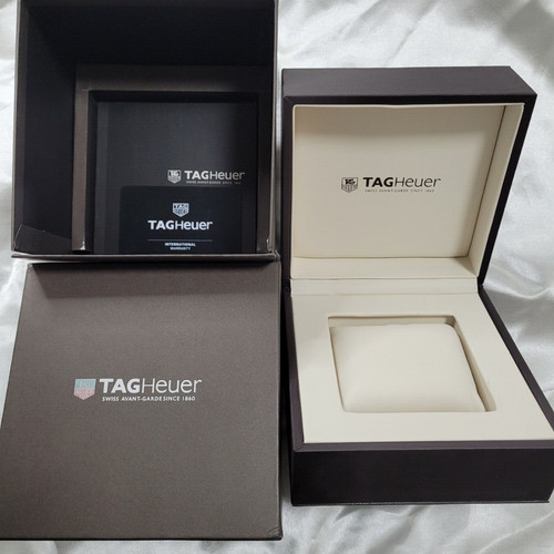 Tag heuer watch - tag, espositore