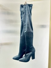 Stivali Zara in velluto con