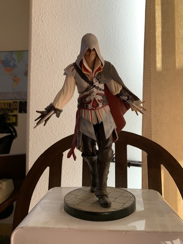 Modellino assassins creed 2 - assassins, ii