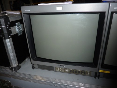 Sony pvm 20m2e crt - sony,